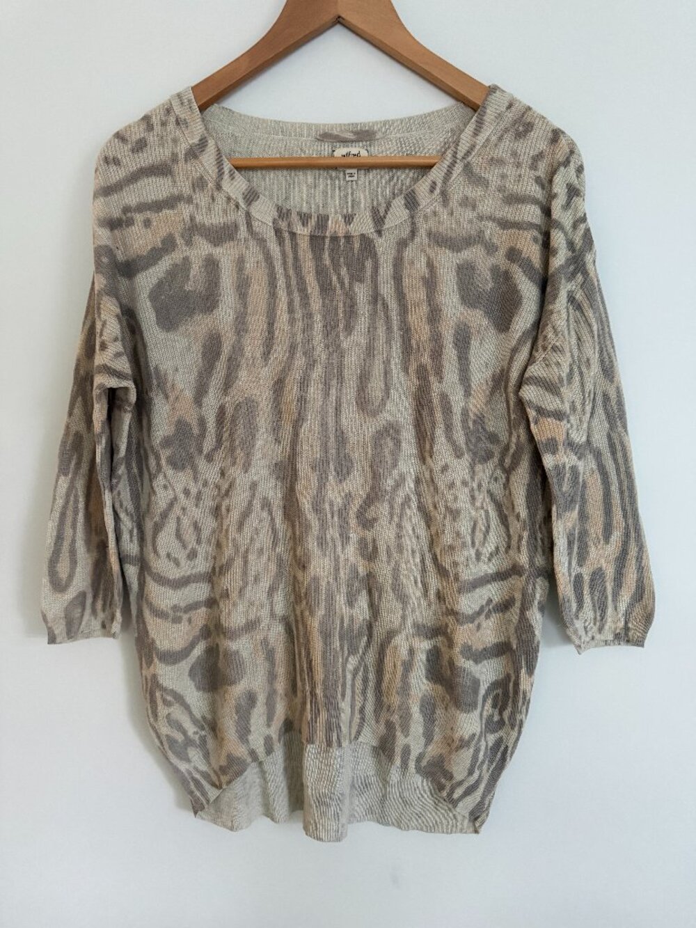 WILFRED Women Oversized Beige Animal Print Silk Cotton Cashmere Pullover Sweater